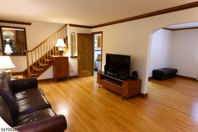 736 Lynmar Way, Union Twp., NJ 07083