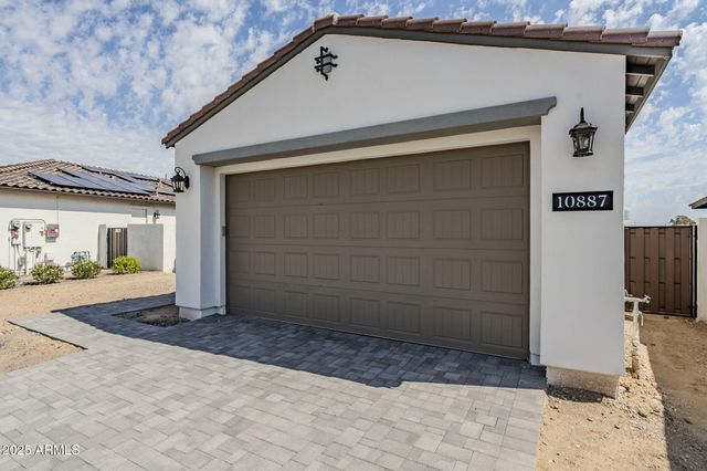 10887 N Blakely Street, Surprise, AZ 85388