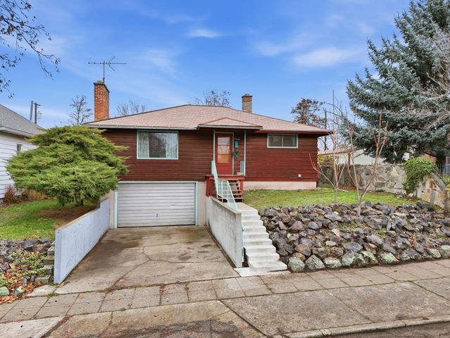 1716 W Spofford Ave, Spokane, WA 99205