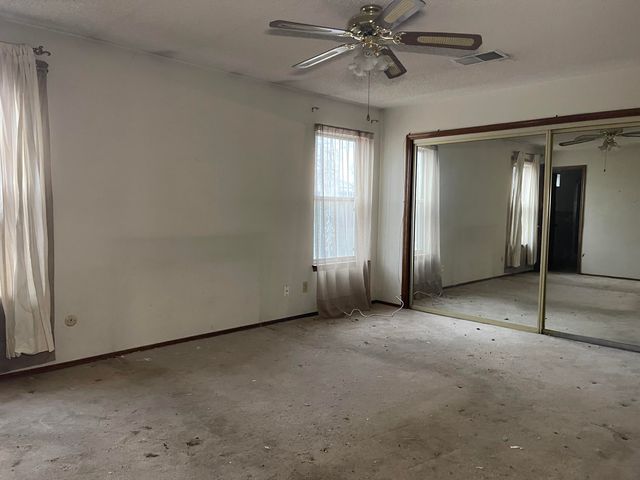 704 Landmark Street NW, Albuquerque, NM 87121