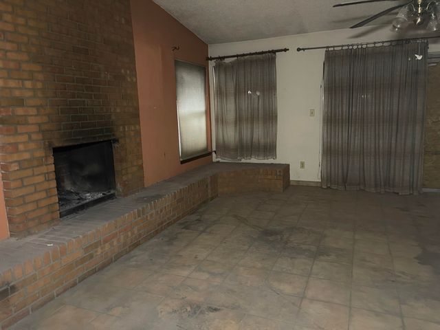 704 Landmark Street NW, Albuquerque, NM 87121