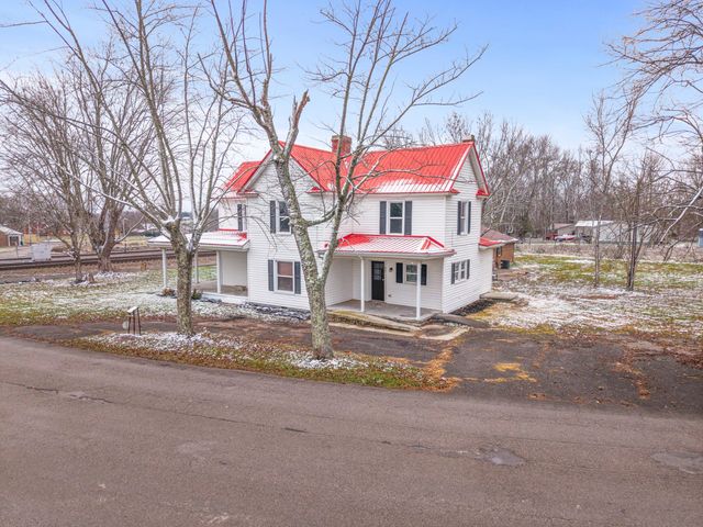 765 KY Highway 328 W, Waynesburg, KY 40489