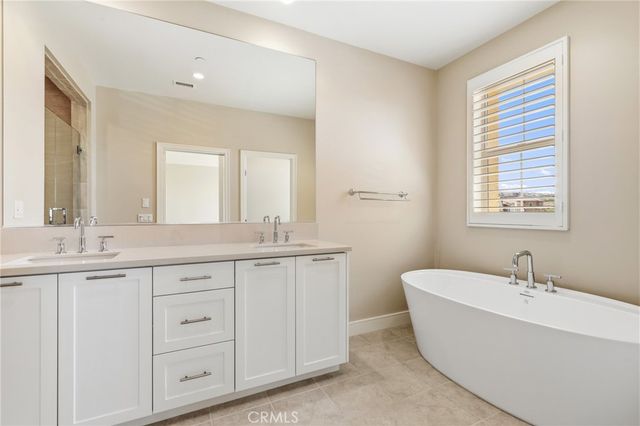 131 Halworth, Irvine, CA 92618