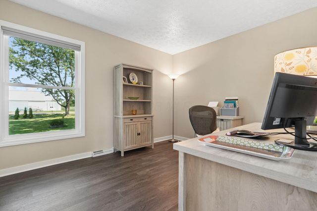10551 Hayden Run Road, Hilliard, OH 43026