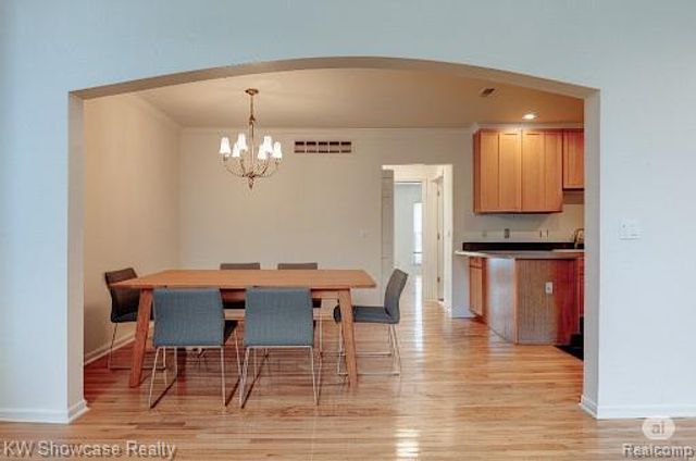 138 Tiffany Lane, Royal Oak, MI 48067