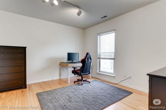 138 Tiffany Lane, Royal Oak, MI 48067