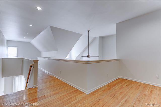 138 Tiffany Lane, Royal Oak, MI 48067