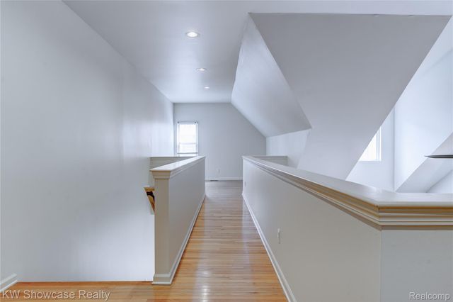 138 Tiffany Lane, Royal Oak, MI 48067