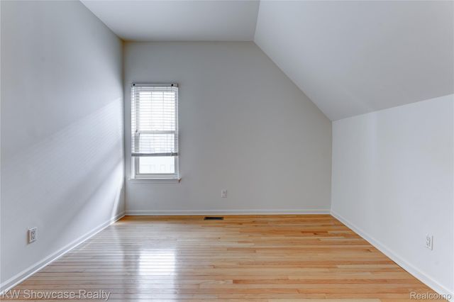 138 Tiffany Lane, Royal Oak, MI 48067