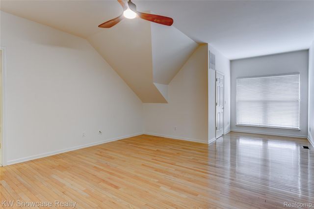 138 Tiffany Lane, Royal Oak, MI 48067