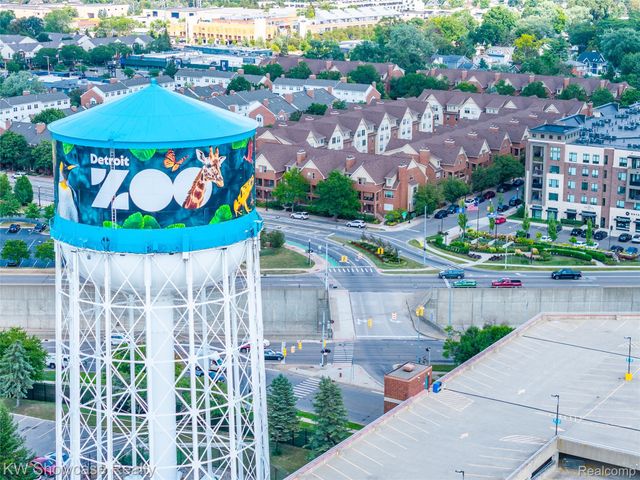 138 Tiffany Lane, Royal Oak, MI 48067