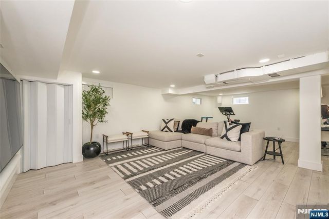 920 Phelps Road, Teaneck, NJ 07666