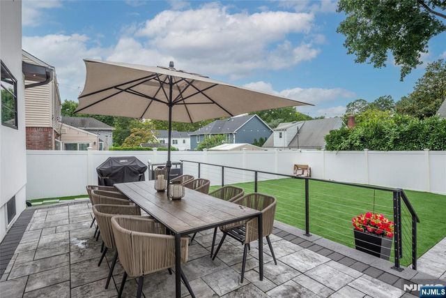 920 Phelps Road, Teaneck, NJ 07666