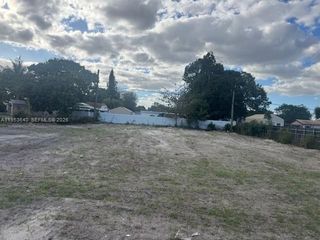 15910 NW 20th Ave, Miami Gardens, FL 33054