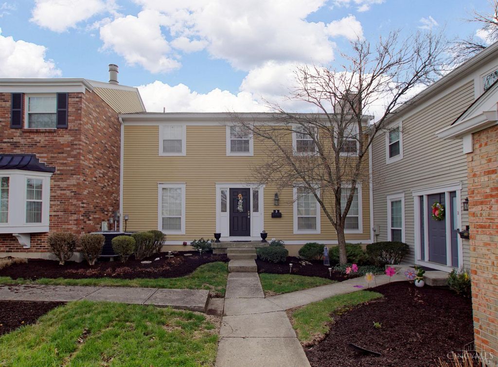 3 S Applewood Court, Fairfield, OH 45014