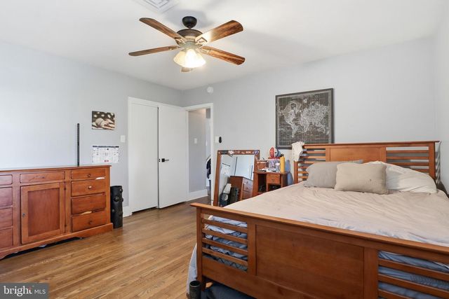 1000 SMALLBROOK LN, York, PA 17403