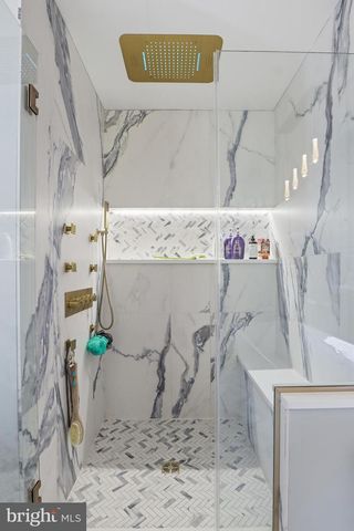 1000 SMALLBROOK LN, York, PA 17403