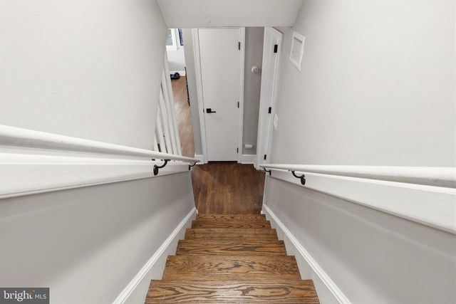 1000 SMALLBROOK LN, York, PA 17403