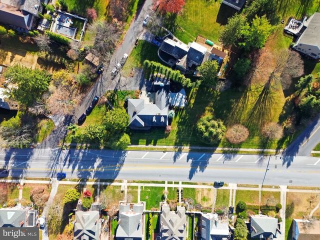 1000 SMALLBROOK LN, York, PA 17403