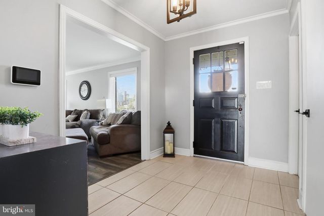 1000 SMALLBROOK LN, York, PA 17403