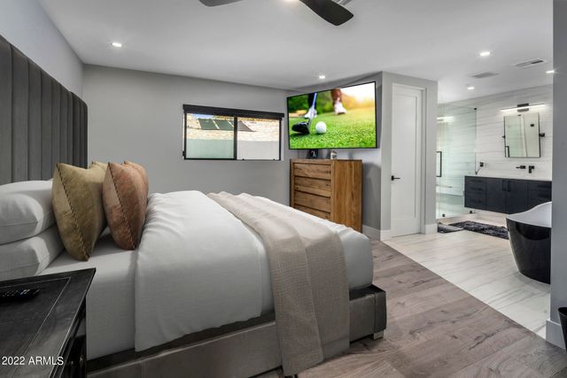 9056 N ARROYA VISTA Drive, Phoenix, AZ 85028