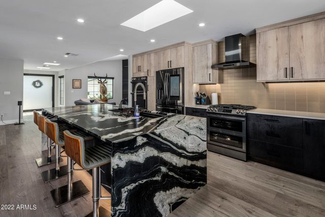 9056 N ARROYA VISTA Drive, Phoenix, AZ 85028