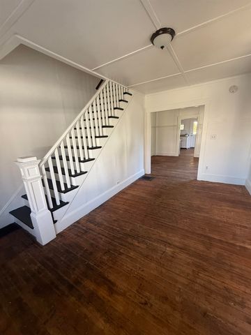 74 Harrington Avenue, Rutland City, VT 05701