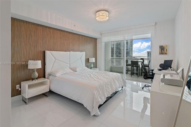 1080 Brickell Ave 3502, Miami, FL 33131