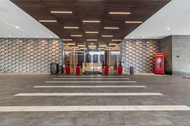 1080 Brickell Ave 3502, Miami, FL 33131