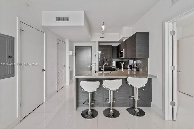 1080 Brickell Ave 3502, Miami, FL 33131