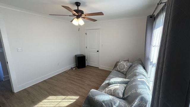 19 Bridgefield Ct., Hattiesburg, MS 39402