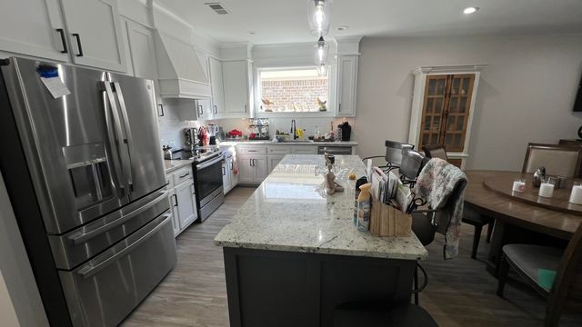 19 Bridgefield Ct., Hattiesburg, MS 39402