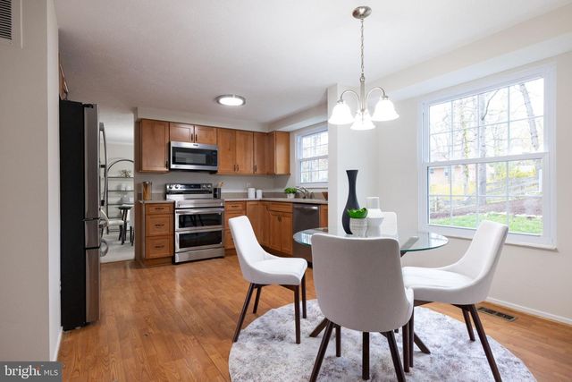 5755 HEMING AVE, Springfield, VA 22151