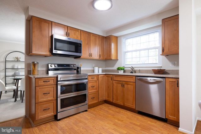 5755 HEMING AVE, Springfield, VA 22151