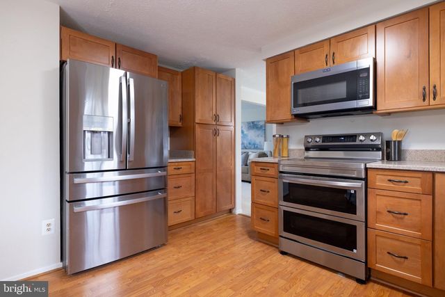 5755 HEMING AVE, Springfield, VA 22151