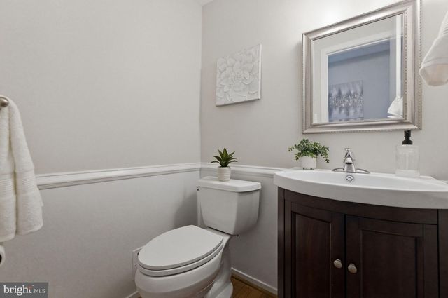 5755 HEMING AVE, Springfield, VA 22151