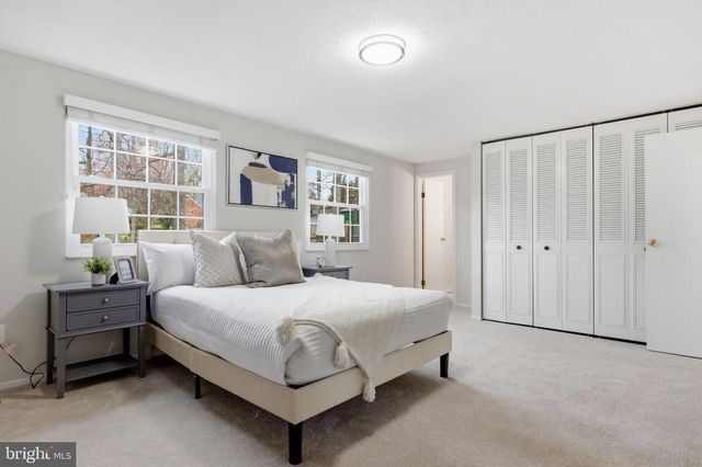 5755 HEMING AVE, Springfield, VA 22151