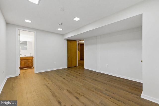 5755 HEMING AVE, Springfield, VA 22151