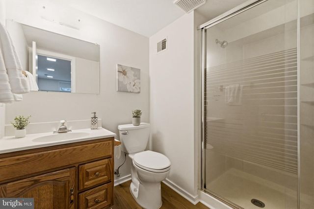 5755 HEMING AVE, Springfield, VA 22151