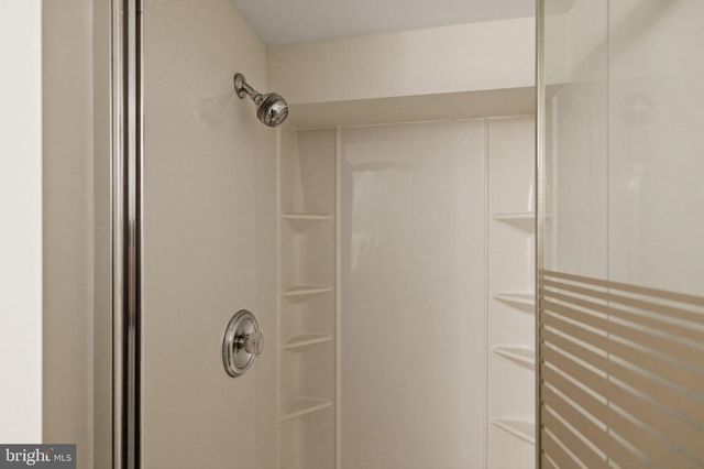 5755 HEMING AVE, Springfield, VA 22151