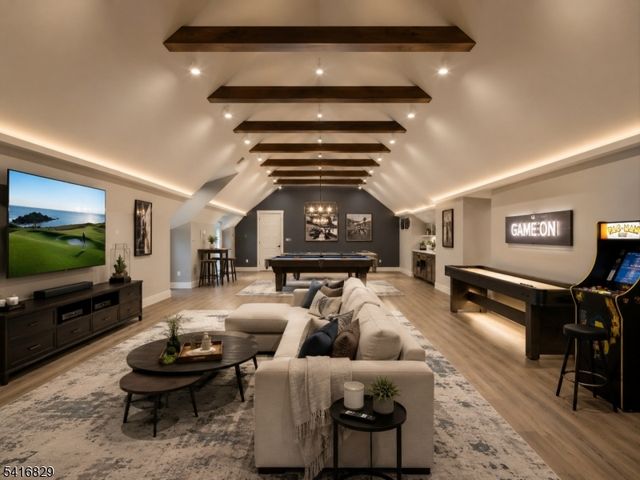 60 Brookside Dr, Upper Saddle River Boro, NJ 07458