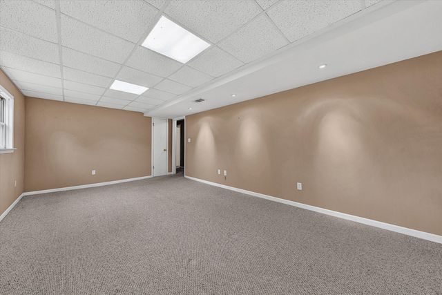 4611 Casper DR, Roanoke, VA 24019