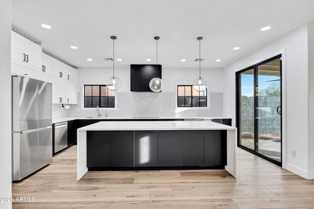 3533 E FLOWER Street, Gilbert, AZ 85298