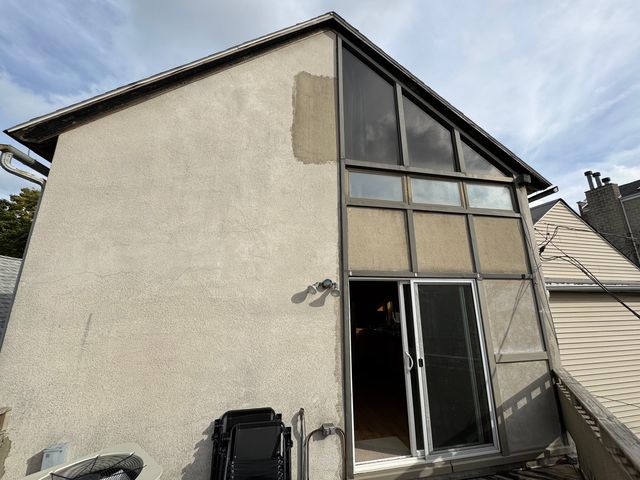 2742 N Kenmore Avenue, Chicago, IL 60614