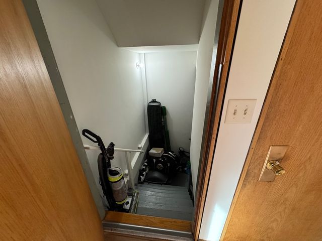 2742 N Kenmore Avenue, Chicago, IL 60614