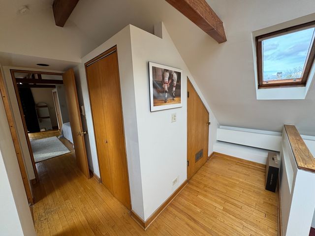 2742 N Kenmore Avenue, Chicago, IL 60614