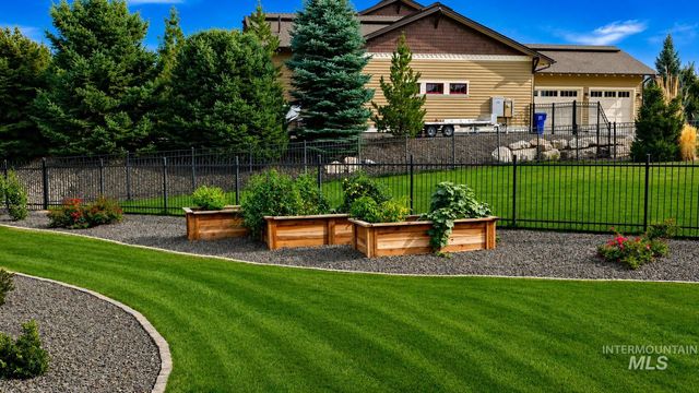 3859 E Vadonia Ln, Meridian, ID 83642