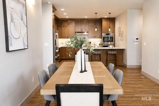 3859 E Vadonia Ln, Meridian, ID 83642