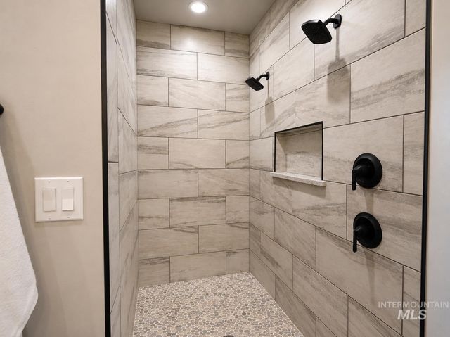3859 E Vadonia Ln, Meridian, ID 83642
