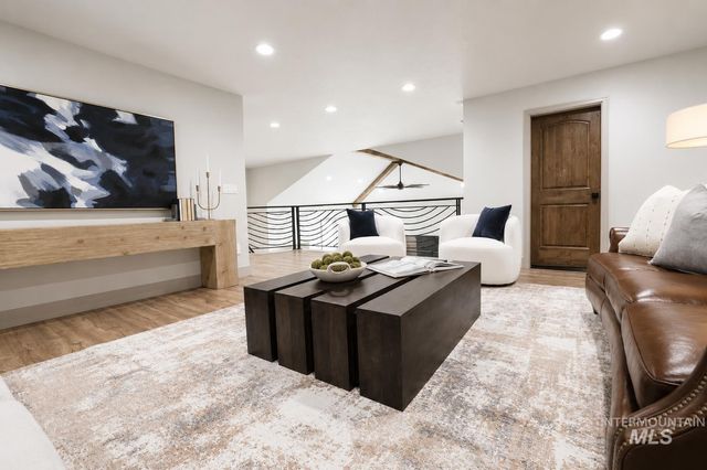 3859 E Vadonia Ln, Meridian, ID 83642